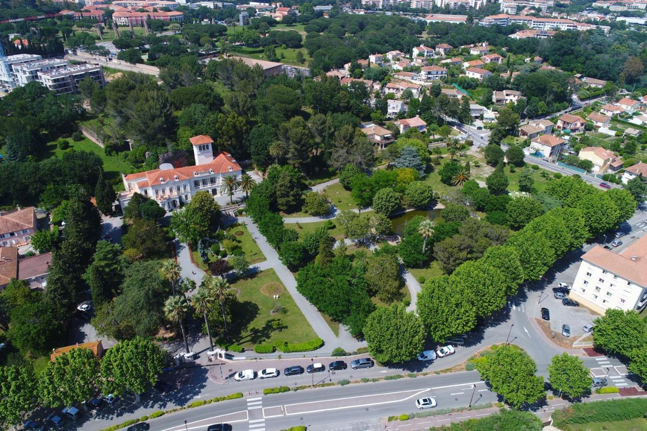 Coeur De Frejus, L'Amphitheatre, Appartement 3 Pieces Climatise, Terrasse, Barbecue, Piscine & Parking Екстериор снимка