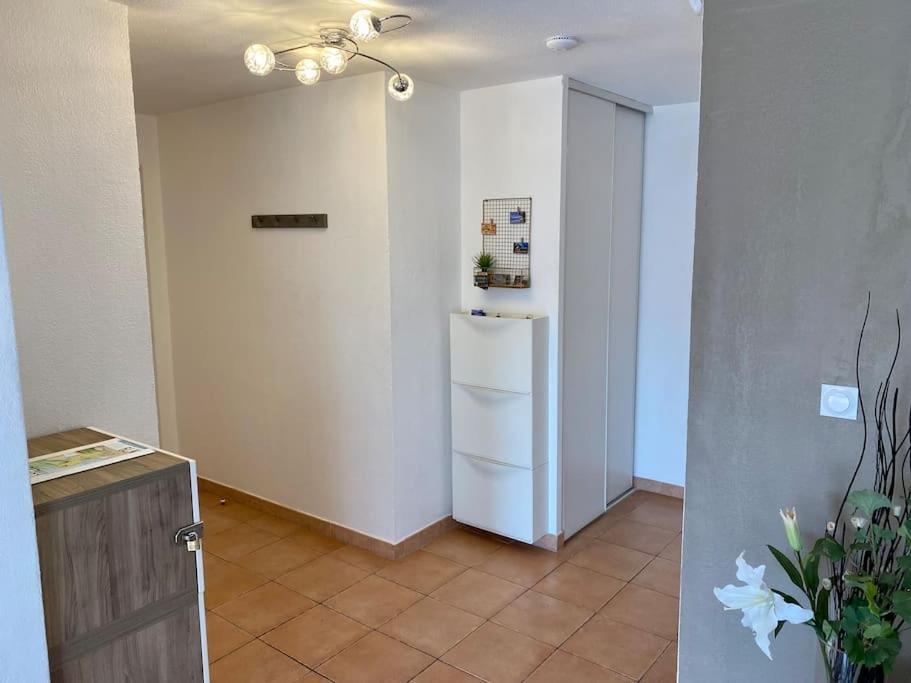 Coeur De Frejus, L'Amphitheatre, Appartement 3 Pieces Climatise, Terrasse, Barbecue, Piscine & Parking Екстериор снимка